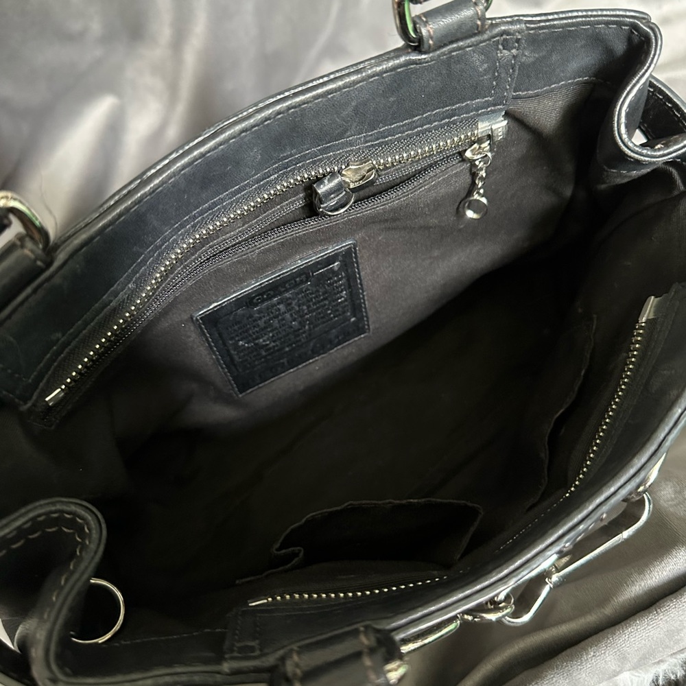 Coach Small Shoulder Bag • Black Leather • Y2K Vintage Style Purse - Picture 7 of 15